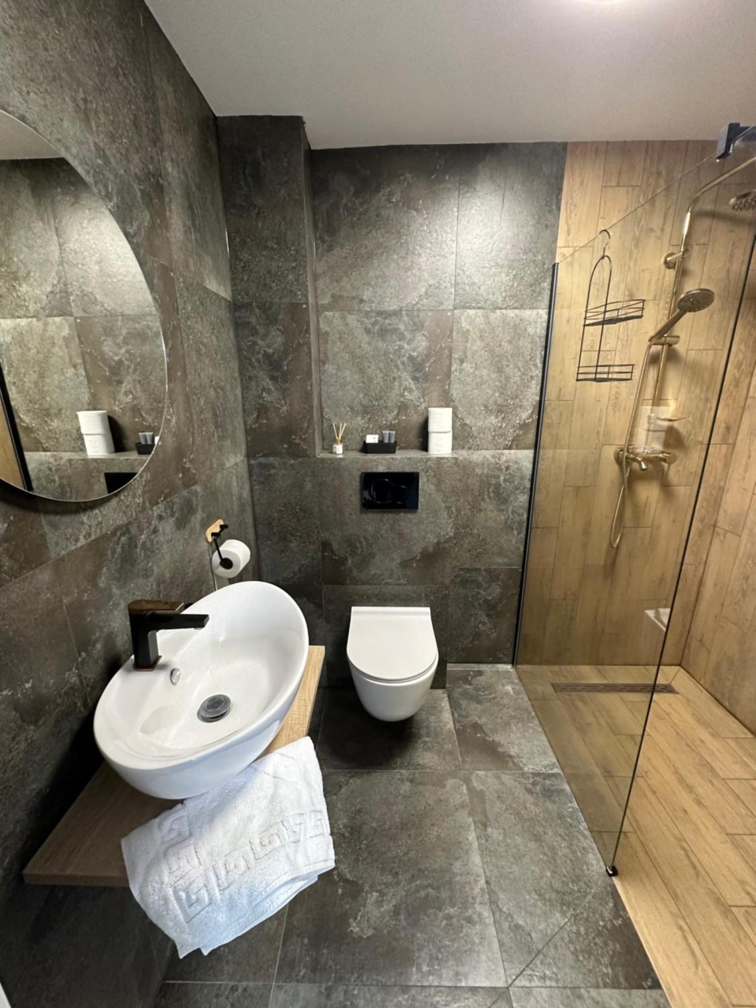 Apartamenty Czerwona Stodola 克沃兹科 外观 照片